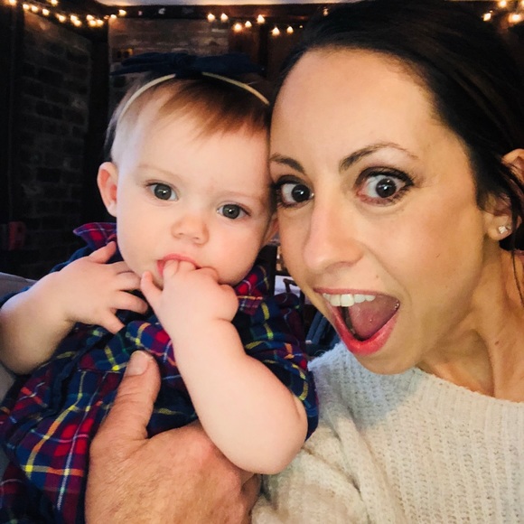 Meet your Posher, Lisa - Picture 2 of 3